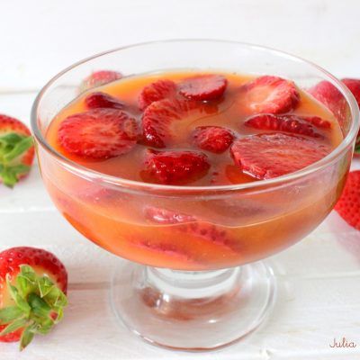 Strawberries in Orange Juice